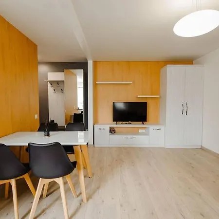 Very Stylish Apartament In Middle Of City. * Chisinau